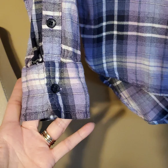 Lucky Brand Flannel Top - Picture 5 of 7